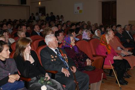 «Русские своих не бросают!». Тульские коммунисты провели благотворительный концерт в поддержку Новороссии