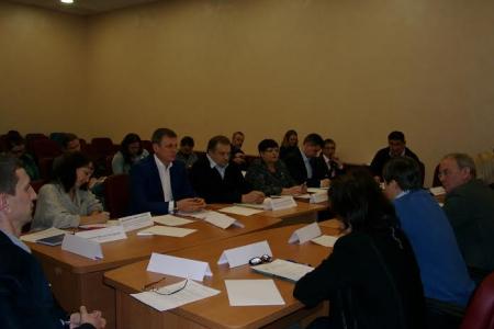 Рабочие будни депутата-коммуниста Вячеслава Тетёкина в Тюменской области