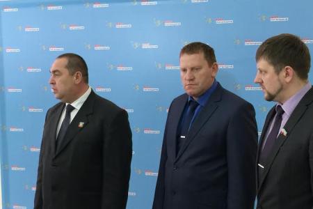 «Что нашей кровью завоёвано – мы никогда врагу не отдадим!»