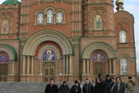 К.К. Тайсаев: Убежден, что работа по оказанию гуманитарной  помощи Новороссии должна продолжаться и наращиваться