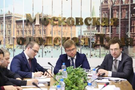 «Два наших дома стоят, как гнилые зубы!». В Мосгордуме прошёл круглый стол по проблеме ветхого жилья