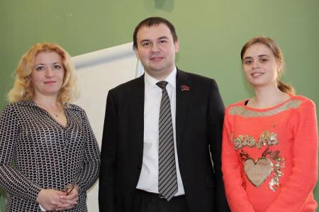 Ю.В. Афонин: «Нам надо продолжать укрепление первичного и местного звена партии»