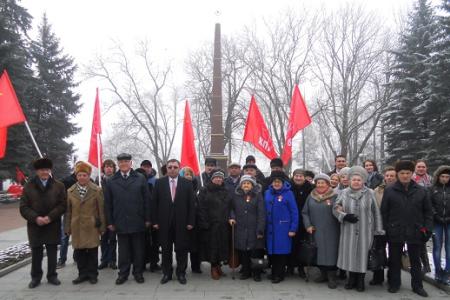 В Нальчике прошли торжественные мероприятия, организованные Комитетом КБРО КПРФ ко Дню Советской Армии и Военно-Морского Флота