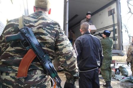 Весна в Новороссии. Гуманитарный груз от Свердловских коммунистов прибыл в ЛНР