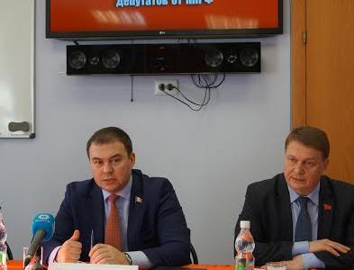 Партия власти должна кардинальным образом изменить свою политику – революция 2017 года абсолютно реальна. В Нижнем Новгороде прошла конференция депутатов КПРФ