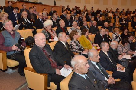 «Социально-экономическая ситуация в стране и пути выхода из экономического кризиса». Участники Круглого стола в Госдуме обсудили антикризисную программу КПРФ