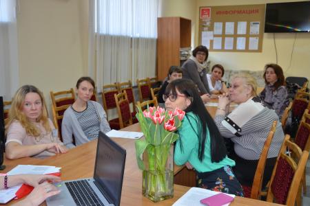 В Тюмени прошёл круглый стол по истории женского движения
