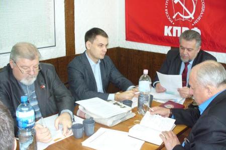 А.В.Корниенко принял участие в работе Совета ассоциации депутатов-коммунистов Приморья