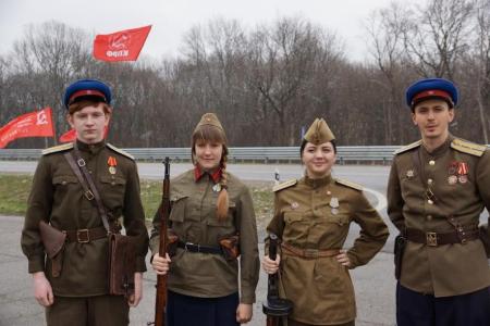 Краснодарский край. 24 марта коммунисты, комсомольцы, пионеры и беспартийные патриоты Белореченского района встречали международный автопробег «Наша Великая Победа»