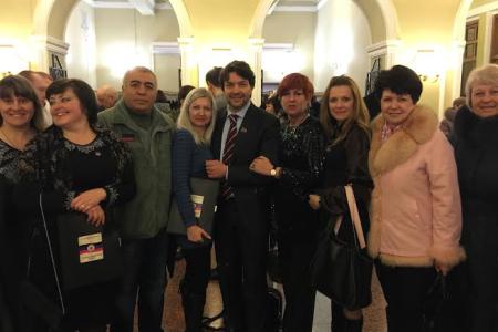 Депутат-коммунист А.А. Ющенко выступили на I Республиканском съезде ОД "Донецкая Республика" и передал его участникам приветствие Г.А. Зюганова