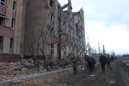 Делегация коммунистов во главе с К.К. Тайсаевым посетила с гуманитарным визитом Донецкую и Луганскую Народные Республики