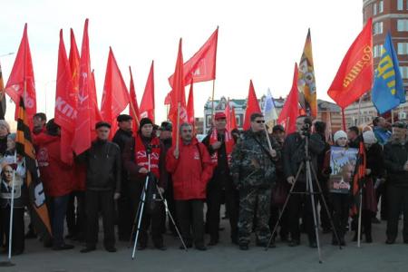 Коммунисты республики Марий Эл приняли участие в митинге, посвященном годовщине воссоединения Крыма и Севастополя с Россией