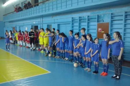 В Орле состоялся молодежный спортивный турнир «Любовь, комсомол и весна»