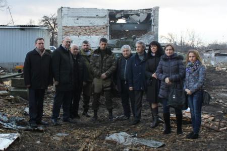 Делегация коммунистов во главе с К.К. Тайсаевым посетила с гуманитарным визитом Донецкую и Луганскую Народные Республики