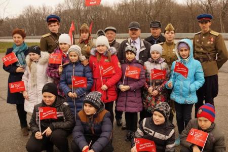 Краснодарский край. 24 марта коммунисты, комсомольцы, пионеры и беспартийные патриоты Белореченского района встречали международный автопробег «Наша Великая Победа»