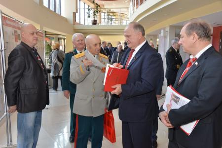 В Подмосковье проводится семинар-совещание актива КПРФ