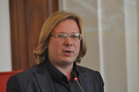 Санкт-Петербург: Коммунисты рассказали научной общественности города о роли партии и комсомола в годы Великой Отечественной войны