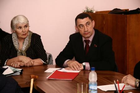 Депутат-коммунист Евгений Плотников восстанавливает социальную справедливость на Сахалине: закону о мерах поддержки «детям войны» быть!