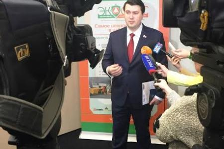 Депутат-коммунист Госдумы Олег Лебедев на экологическом форуме в Мурманске: государству необходимо больше уделить внимания проблеме нефтеразливов