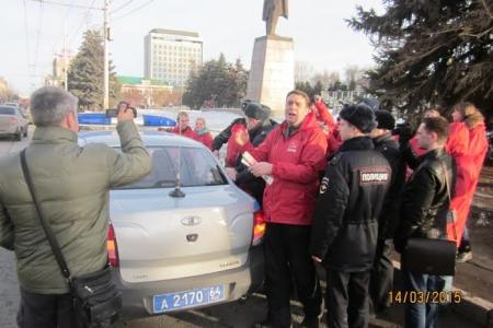 Саратовские активисты КПРФ и ЛКСМ провели ряд одиночных протестных мероприятий