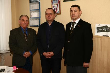 Депутат-коммунист Евгений Плотников восстанавливает социальную справедливость на Сахалине: закону о мерах поддержки «детям войны» быть!