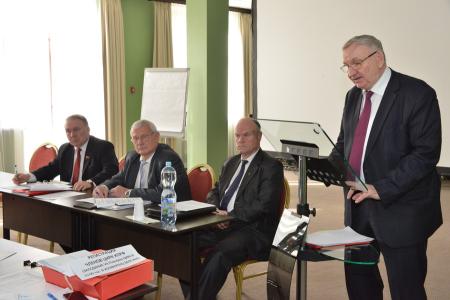 В Подмосковье проводится семинар-совещание актива КПРФ