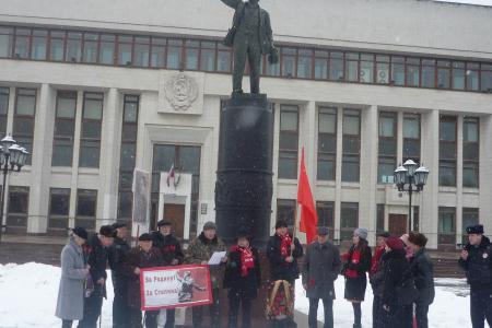 Возложение калужских коммунистов в годовщину смерти И.В. Сталина 