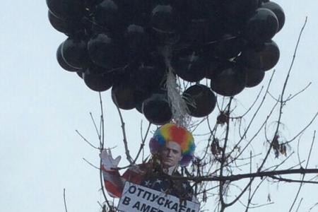 Lifenews: На многотысячном митинге в Москве коммунисты потребовали отставки правительства