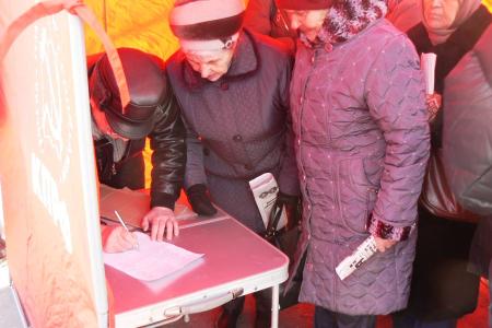 Нет росту цен! Зауральские коммунисты провели акции протеста