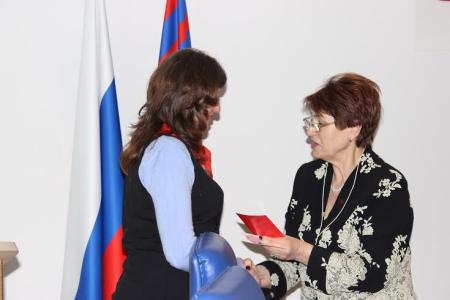 Волгоградская область. Депутаты-коммунисты поздравили вожатых с профессиональным праздником