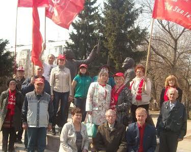 Калужская область. Коммунисты отметили День космонавтики автопробегом