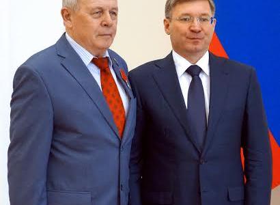 Руководитель фракции КПРФ в Тюменской областной Думе Владимир Чертищев награжден Медалью За заслуги перед Отечеством II степени