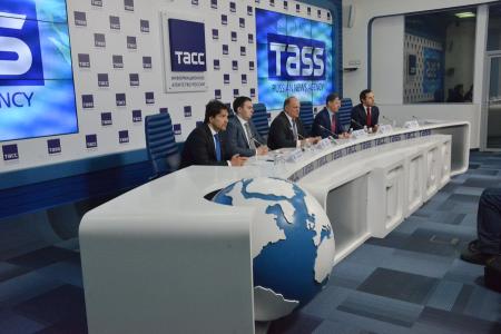 ​Г.А. Зюганов: «Над миром снова сгущаются тучи войны»