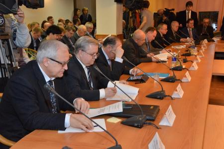 Коммунисты в Госдуме провели «круглый стол» о развитии целлюлозно-бумажной промышленности