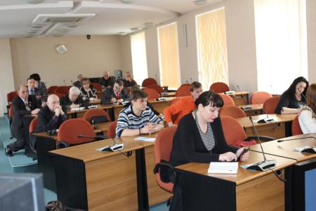 В Калининградском обкоме КПРФ состоялась пресс-конференция депутатов-коммунистов В.Ф. Рашкина и А.Е. Клычкова
