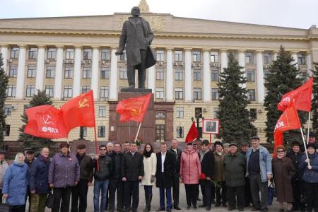 Коммунисты Липецкой области отметили 145-ю годовщину со дня рождения В.И. Ленина