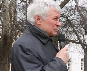 Коммунисты Костромы возложили цветы к памятнику Вождю мирового пролетариата