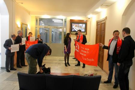 По инициативе КПРФ в Екатеринбурге принято постановление «О Знамени Победы»