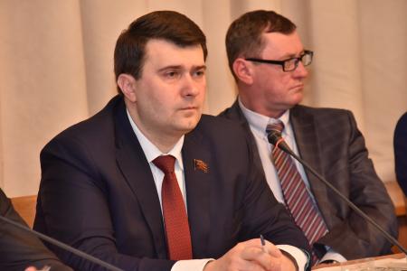 Г.А. Зюганов выступил в Госдуме на «круглом столе», посвященном экологическим проблемам пчеловодства
