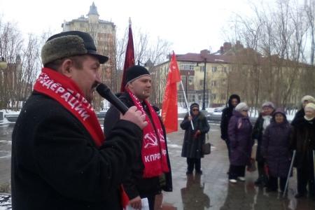 Ямало-Ненецкий АО. В Салехарде прошел митинг в честь 145-ой годовщины со дня рождения В.И. Ленина 