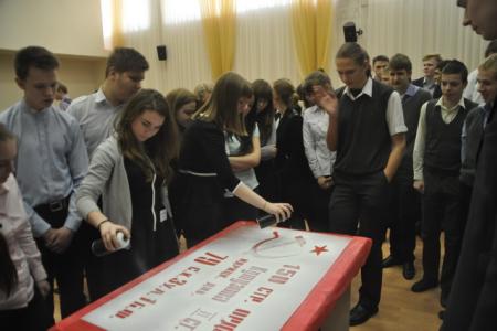 Уроками «Знамя нашей Победы» в Санкт-Петербурге уже охвачено свыше ста школ