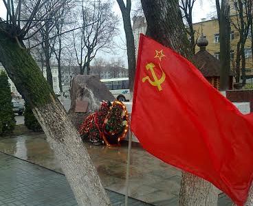 Не допустить повторения ужасов фашизма! Воронежские коммунисты приняли участие в открытии Памятного знака малолетним узникам концлагерей