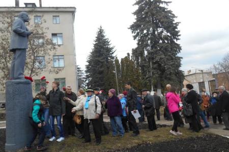 Шествиями, митингами и возложениями отметила Тульская область День рождения В.И. Ленина 