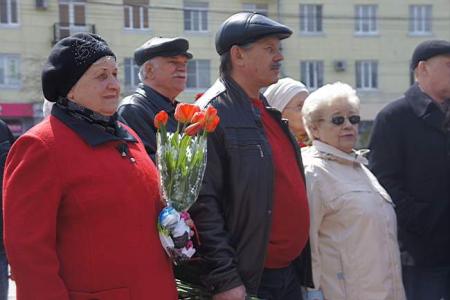 Коммунисты Ростова-на-Дону отметили 145-летие Вождя мировой революции возложением цветов