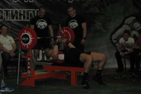Спортсмен СК КПРФ Денис Оглоблин установил новый мировой рекорд