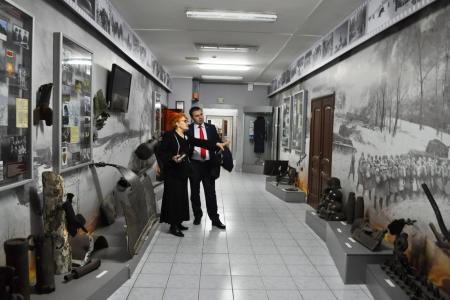 Ю.В. Афонин провёл патриотический урок проекта «Знамя нашей Победы» в московской школе