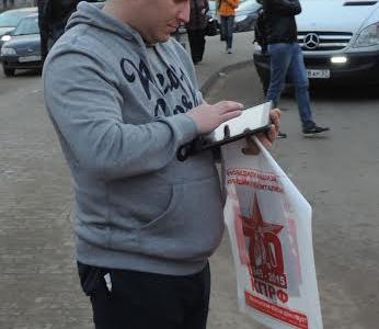 Комсомольцы Иванова провели «красную улицу» в микрорайоне  Меланжевого комбината