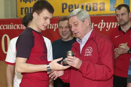 Г.А. Зюганов принял участие в торжественном открытии Всероссийского турнира по мини-футболу среди региональных команд КПРФ