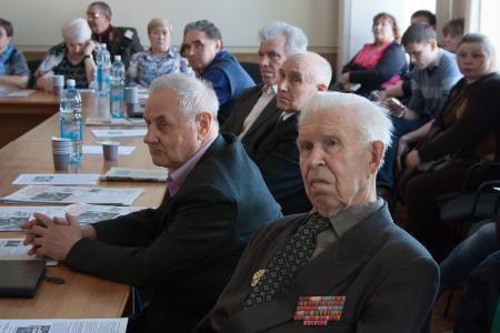 Томские коммунисты провели открытое собрание, посвященное 70-летию Великой Победы