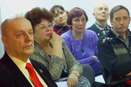 Алтайские коммунисты проводят выездные заседания бюро крайкома КПРФ